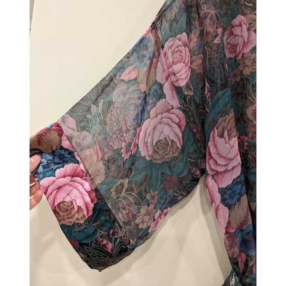 Victoria's Secret Vintage Gold Label Sheer Floral Kimono Robe with Sash - Picture 3 of 6